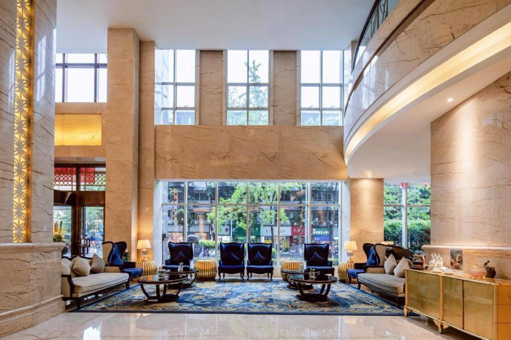 Chengdu Rising Butterfly Hotel מראה חיצוני תמונה