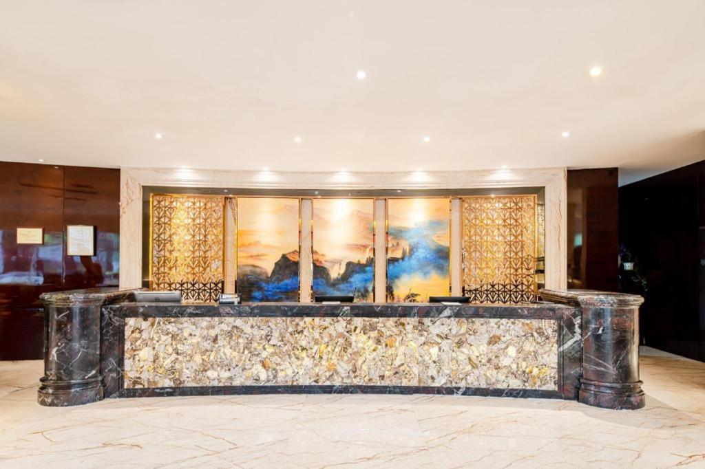 Chengdu Rising Butterfly Hotel מראה חיצוני תמונה