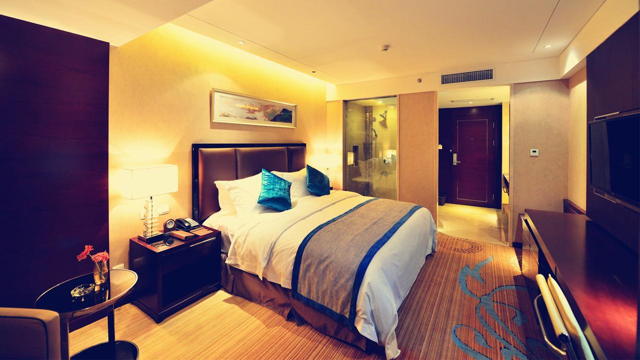 Chengdu Rising Butterfly Hotel מראה חיצוני תמונה